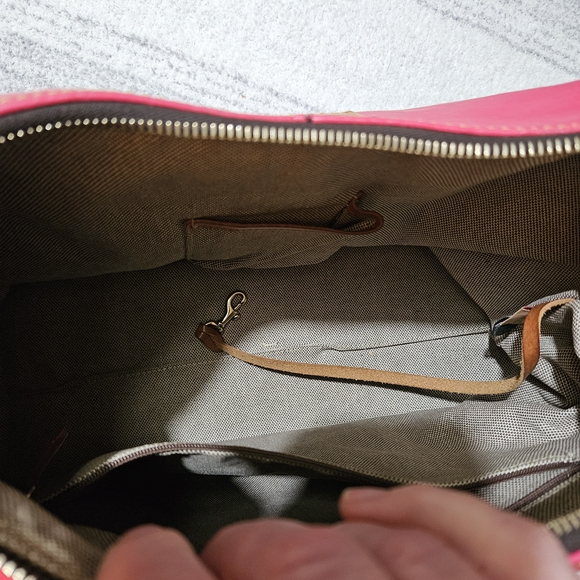 Dooney & Bourke Vibrant Pink Leather Shoulder Bag - Picture 11 of 16